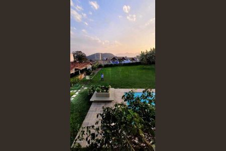 Casa de condomínio à venda com 1400m², 5 quartos e 10 vagas