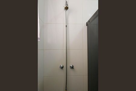 Casa à venda com 280m², 2 quartos e 2 vagas Casa à venda com 280m², 2 quartos e 2 vagasBanheiro Social