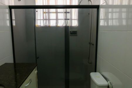 Casa à venda com 280m², 2 quartos e 2 vagas Casa à venda com 280m², 2 quartos e 2 vagasBanheiro Social