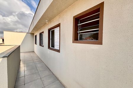 Apartamento à venda com 101m², 3 quartos e sem vaga Apartamento à venda com 101m², 3 quartos e sem vagaVaranda