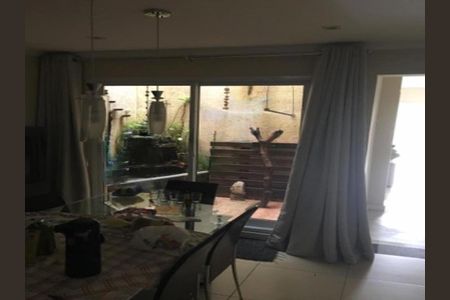 Casa à venda com 3 quartos, 150m² em Jardim Nossa Senhora do Carmo, São Paulo