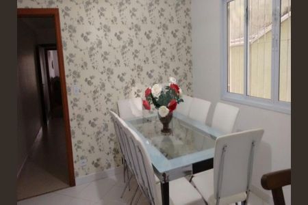 Casa à venda com 4 quartos, 210m² em Parque Sao Domingos, São Paulo