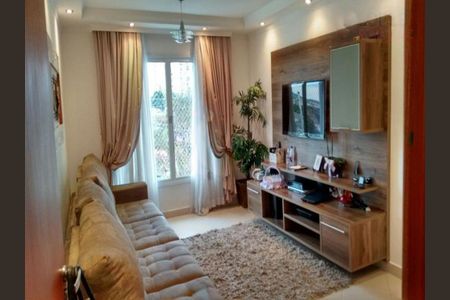 Casa à venda com 4 quartos, 210m² em Parque Sao Domingos, São Paulo