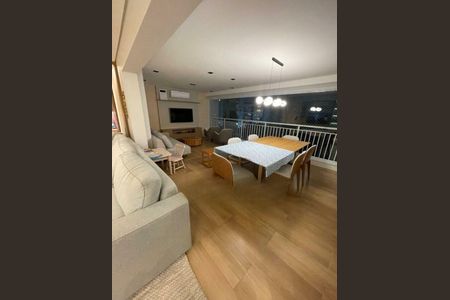 Apartamento à venda com 136m², 3 quartos e 3 vagas