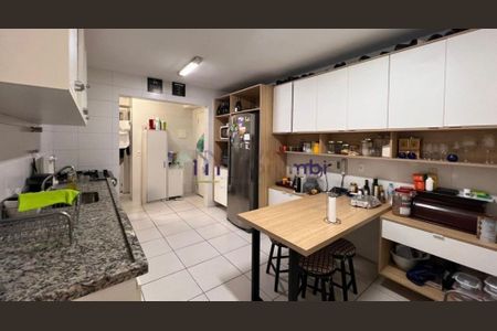 Apartamento à venda com 142m², 3 quartos e 2 vagas