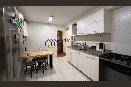 Apartamento à venda com 142m², 3 quartos e 2 vagas