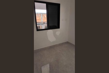 Casa à venda com 2 quartos, 550m² em Vila Rosa, São Paulo