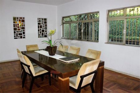 Casa à venda com 4 quartos, 426m² em Santo Amaro, São Paulo