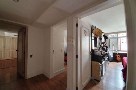 Apartamento para alugar com 3 quartos, 362m² em Cerqueira César, São Paulo