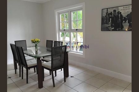Casa à venda com 3 quartos, 400m² em Super Quadra Morumbi, São Paulo