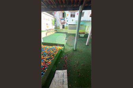 Casa à venda com 340m², 3 quartos e 4 vagas