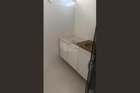 Casa à venda com 3 quartos, 340m² em Vila Baruel, São Paulo