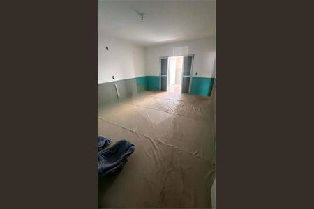 Casa à venda com 3 quartos, 340m² em Vila Baruel, São Paulo