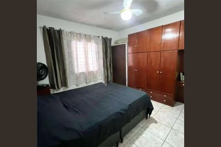Casa à venda com 4 quartos, 163m² em São Domingos, São Paulo