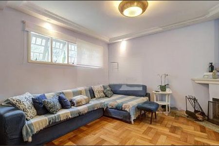 Casa à venda com 408m², 4 quartos e 4 vagas