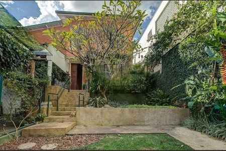 Casa à venda com 408m², 4 quartos e 4 vagas