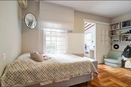 Casa à venda com 4 quartos, 408m² em Santo Amaro, São Paulo
