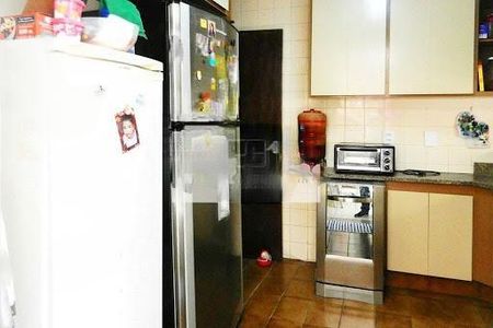 Casa à venda com 210m², 3 quartos e 3 vagas