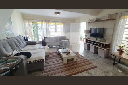 Casa à venda com 3 quartos, 145m² em Vila Cordeiro, São Paulo