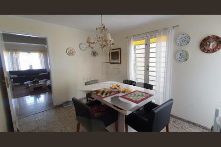 Casa à venda com 3 quartos, 145m² em Vila Cordeiro, São Paulo
