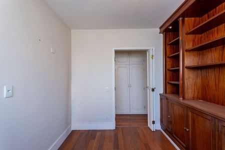 Apartamento à venda com 2 quartos, 200m² em Itaim Bibi, São Paulo