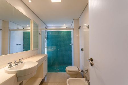 Apartamento à venda com 2 quartos, 200m² em Itaim Bibi, São Paulo