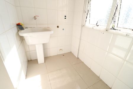Apartamento para alugar com 106m², 4 quartos e 1 vagaÁrea de Serviço