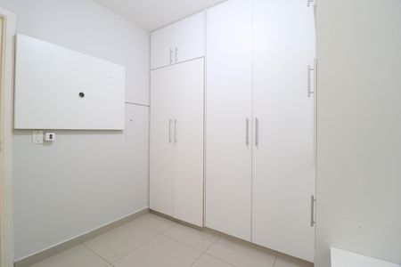 Apartamento para alugar com 106m², 4 quartos e 1 vagaQuarto 3