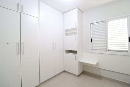 Apartamento para alugar com 106m², 4 quartos e 1 vagaQuarto 3