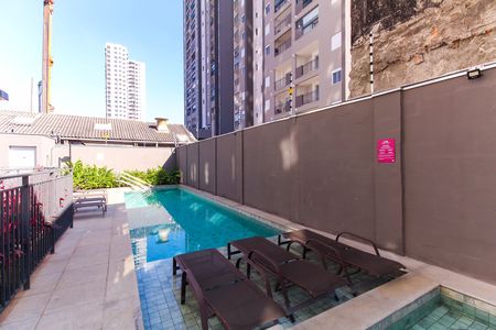 Apartamento à venda com 35m², 2 quartos e sem vaga Apartamento à venda com 35m², 2 quartos e sem vagaÁrea comum - Piscina