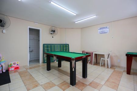 Apartamento para alugar com 50m², 2 quartos e 1 vaga Apartamento para alugar com 50m², 2 quartos e 1 vagaÁrea comum - Salão de jogos