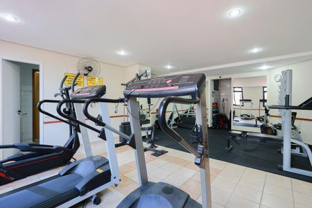 Apartamento para alugar com 50m², 2 quartos e 1 vaga Apartamento para alugar com 50m², 2 quartos e 1 vagaÁrea comum - Academia