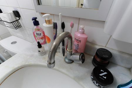 Apartamento para alugar com 50m², 2 quartos e 1 vaga Apartamento para alugar com 50m², 2 quartos e 1 vagaBanheiro