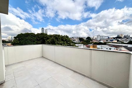Apartamento à venda com 100m², 3 quartos e sem vaga Apartamento à venda com 100m², 3 quartos e sem vagaVaranda