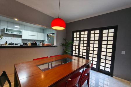 Casa à venda com 160m², 3 quartos e 3 vagasSala de Jantar