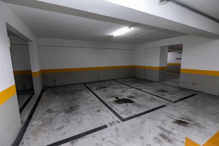 GARAGEM de kitnet/studio à venda com 1 quarto, 50m² em Centro, Campinas