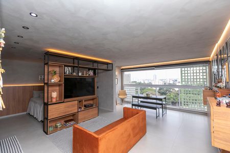SALA de kitnet/studio à venda com 1 quarto, 50m² em Centro, Campinas
