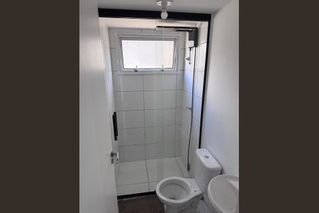 Banheiro  de apartamento à venda com 2 quartos, 48m² em Recanto do Sol I, Campinas