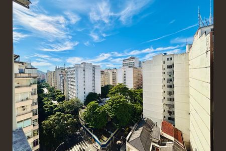 Apartamento para alugar com 105m², 2 quartos e sem vaga