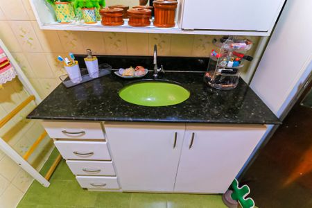 Casa à venda com 250m², 2 quartos e 1 vaga Casa à venda com 250m², 2 quartos e 1 vagaBanheiro