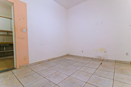 Casa à venda com 250m², 2 quartos e 1 vaga Casa à venda com 250m², 2 quartos e 1 vagaQuarto - Kitnet