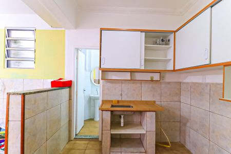 Casa à venda com 250m², 2 quartos e 1 vaga Casa à venda com 250m², 2 quartos e 1 vagaCozinha- Kitnet