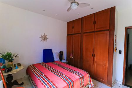 Casa à venda com 250m², 2 quartos e 1 vaga Casa à venda com 250m², 2 quartos e 1 vagaQuarto