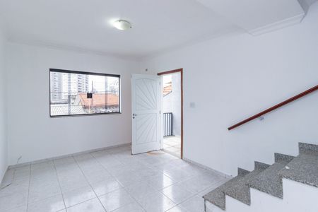 Casa para alugar com 2 quartos, 90m² em Vila Mangalot, São Paulo