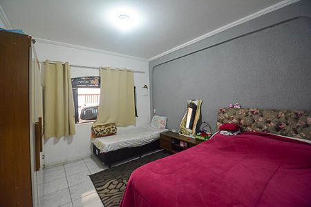 Casa à venda com 200m², 2 quartos e 2 vagasQuarto 2