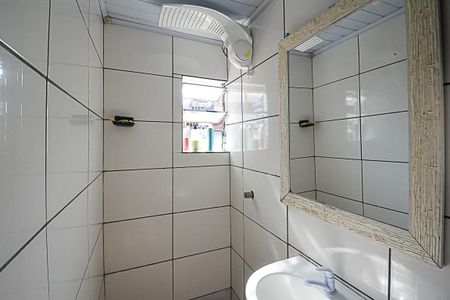 Casa à venda com 200m², 2 quartos e 2 vagasBanheiro da Suíte - Casa 2