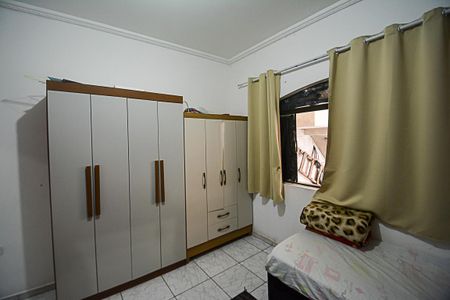 Casa à venda com 200m², 2 quartos e 2 vagasQuarto 2