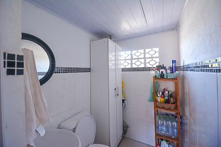 Casa à venda com 200m², 2 quartos e 2 vagasLavabo - Casa 2