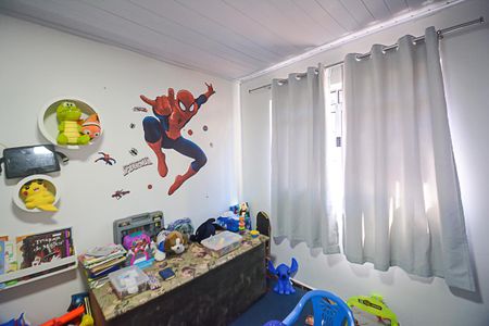 Casa à venda com 200m², 2 quartos e 2 vagasQuarto - Casa 2