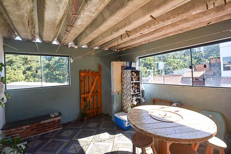 Casa à venda com 200m², 2 quartos e 2 vagasÁrea de Serviço - Casa 2